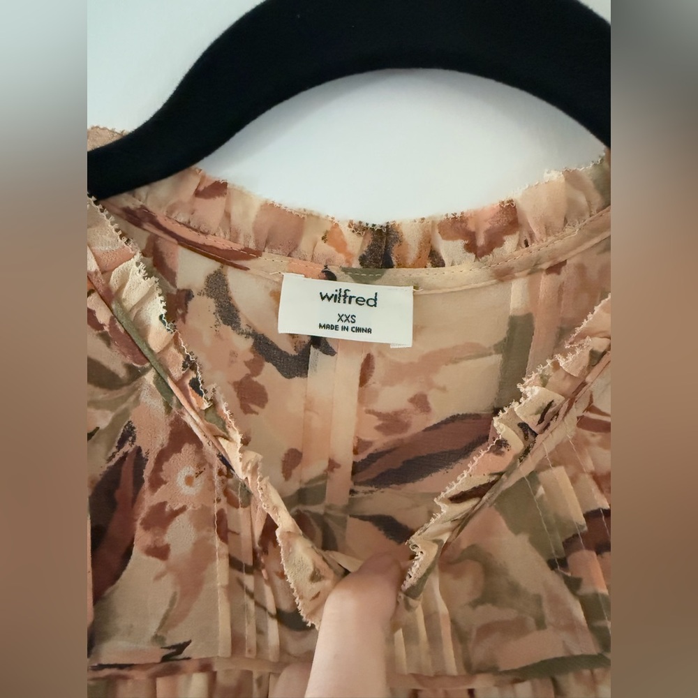 RARE Wilfred Aritzia Floral Blouse XXS/XS/S - Picture 3 of 5